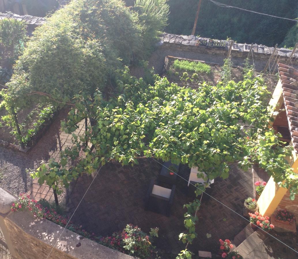 Casa Fontana Tuscany B&B Barga Kültér fotó
